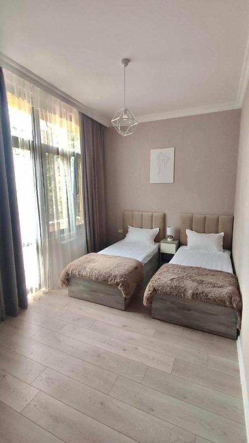Guest House Nima 쿠타이시 외부 사진