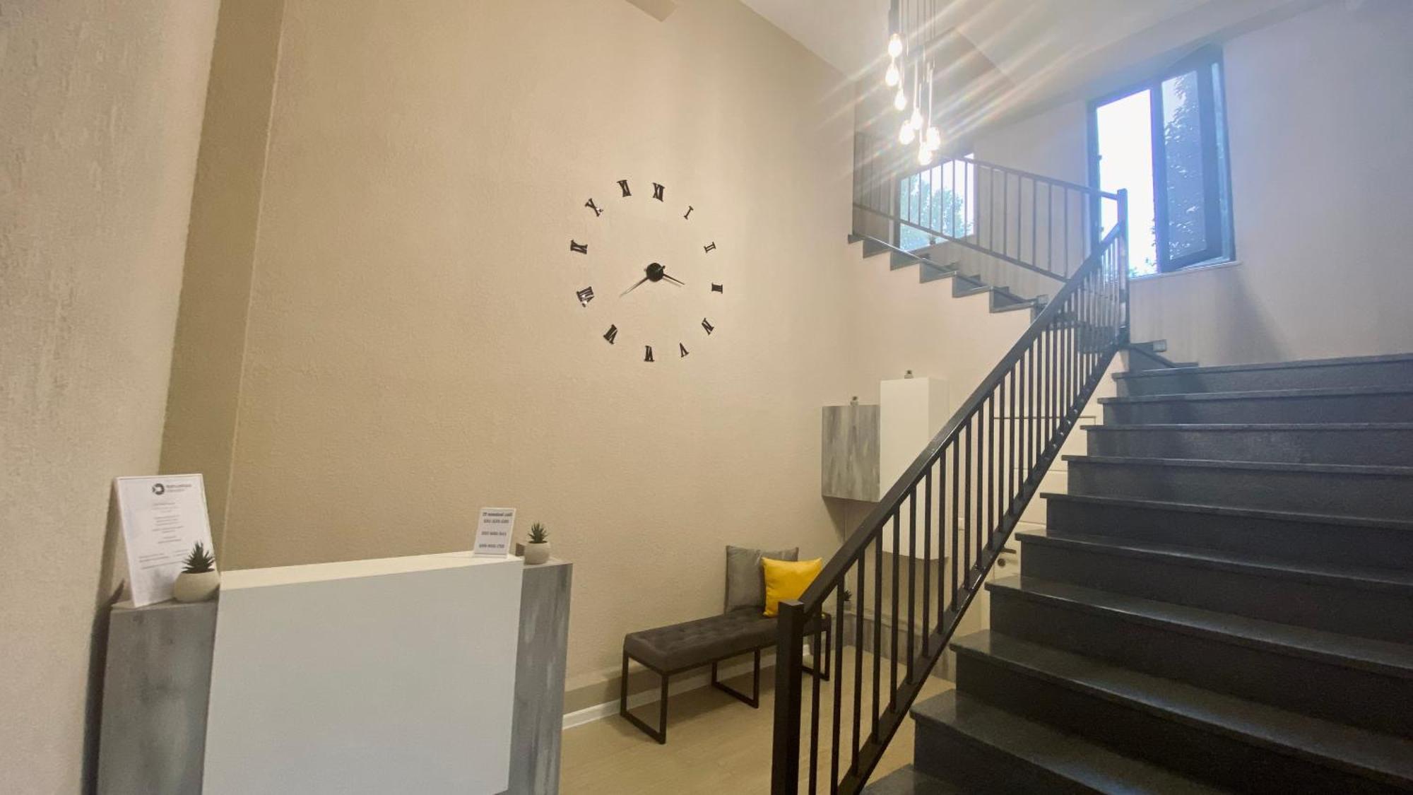 Guest House Nima 쿠타이시 외부 사진