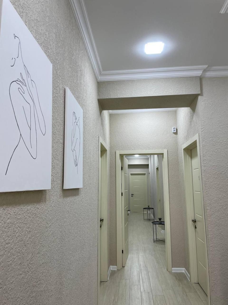 Guest House Nima 쿠타이시 외부 사진